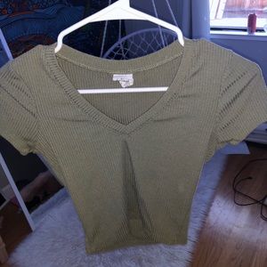 green crop top!